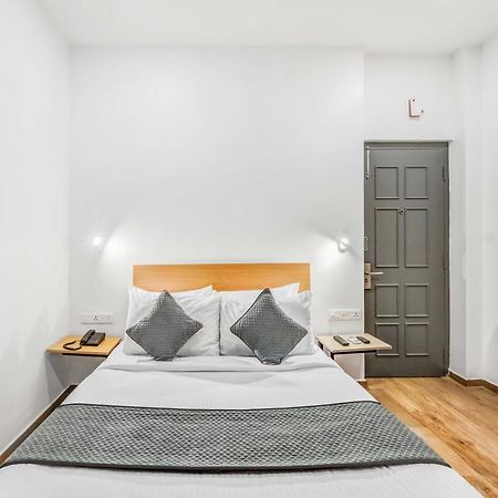Rohaan Inn - Upar Hotels Ashok Nagar Ченнаи Экстерьер фото