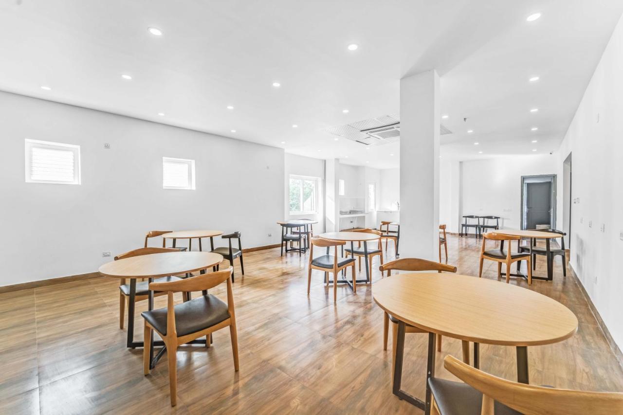 Rohaan Inn - Upar Hotels Ashok Nagar Ченнаи Экстерьер фото