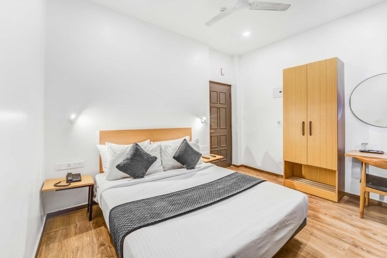 Rohaan Inn - Upar Hotels Ashok Nagar Ченнаи Экстерьер фото